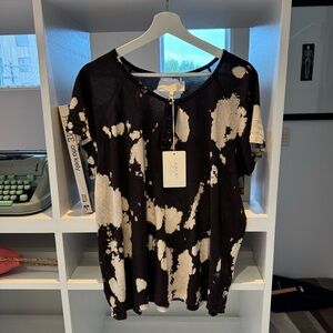 NWT THE GREAT Raglan Tee, Size 1/Small.